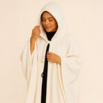 ⁦بطانيه قابله للارتداء اوف وايت⁩ - الصورة ⁦2⁩